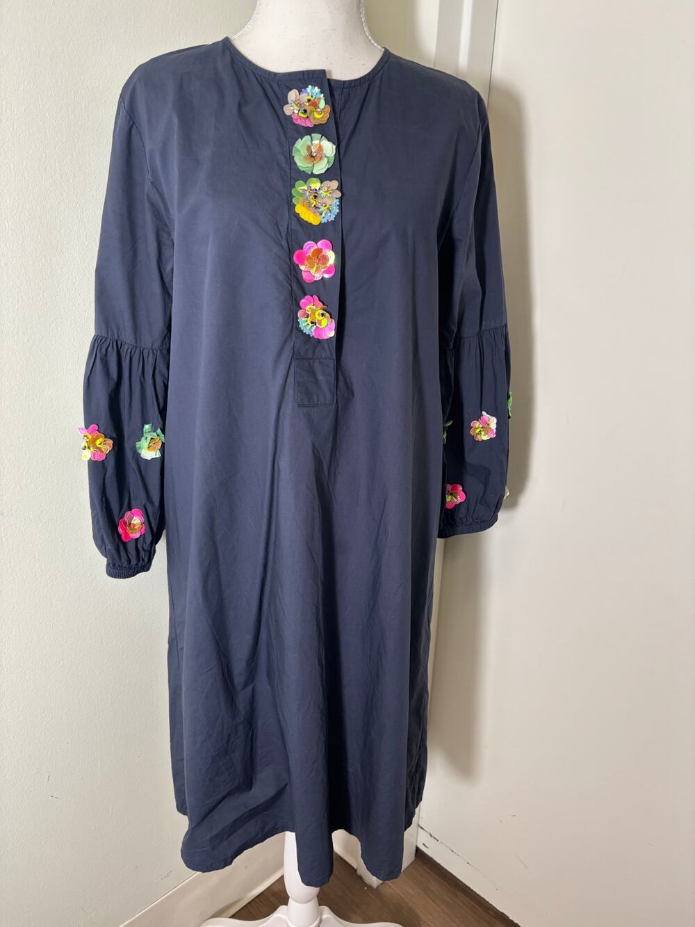 Vilagallo Navy Cotton Dress with Embelished Sequined Flowers Sz 40